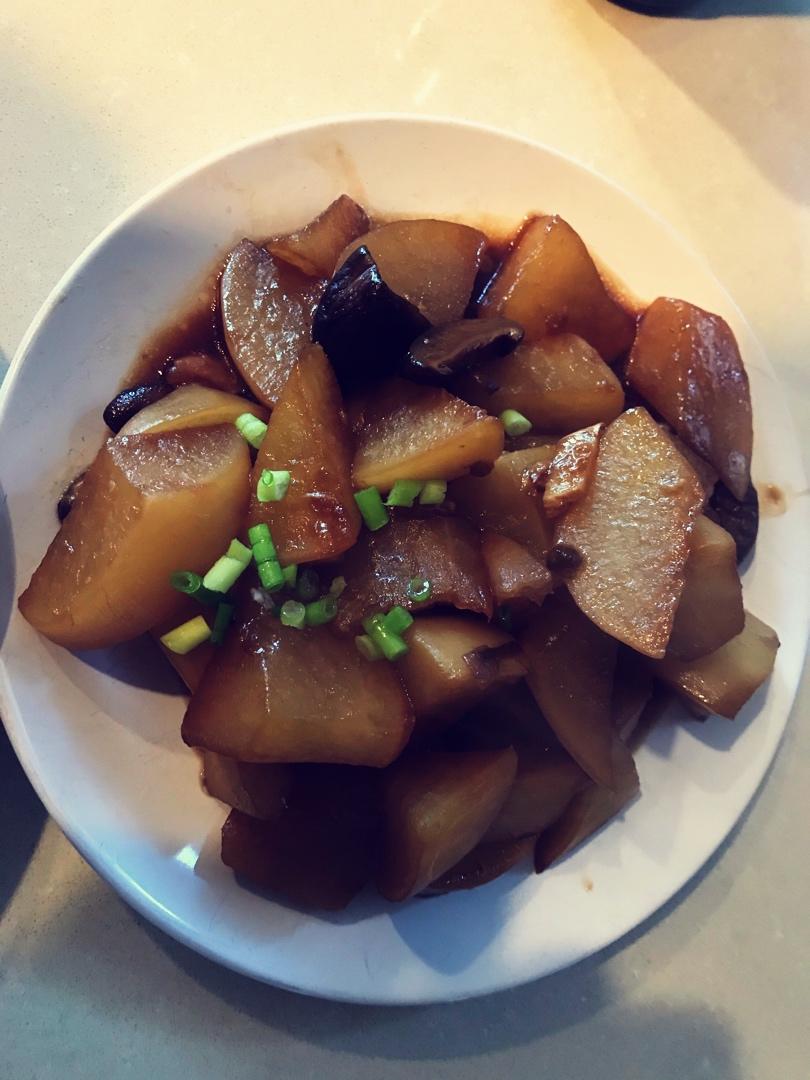 【素烧萝卜】赤酱浓颜 似芋软绵