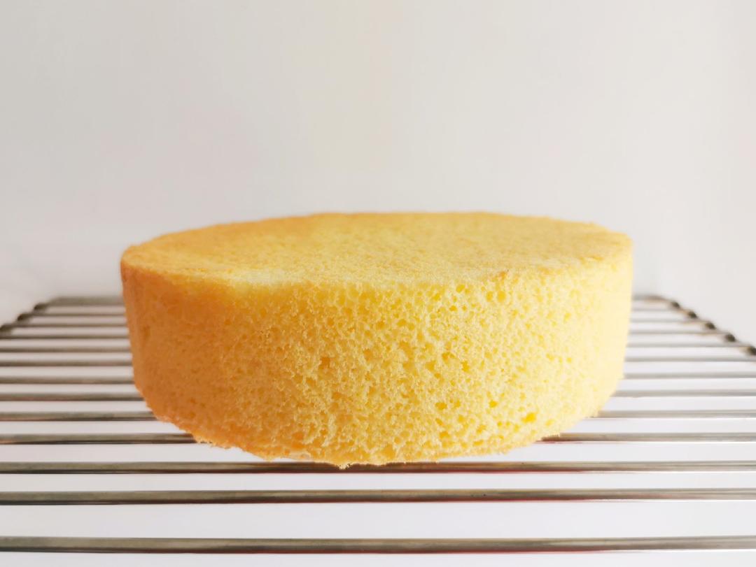 比戚风还要柔软Q弹的海绵蛋糕