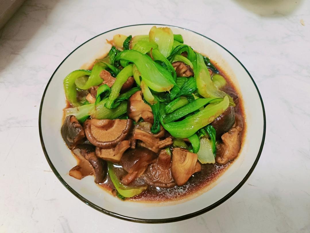 【香菇油菜】营养丰富，色香味俱全年夜菜