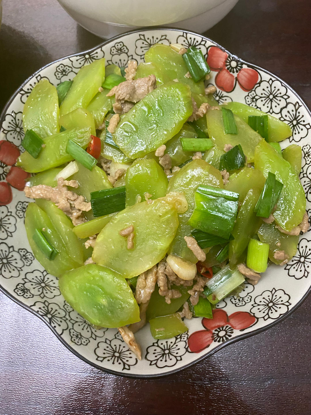 莴笋片炒肉