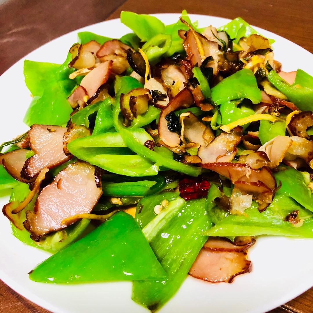 青椒腊肉