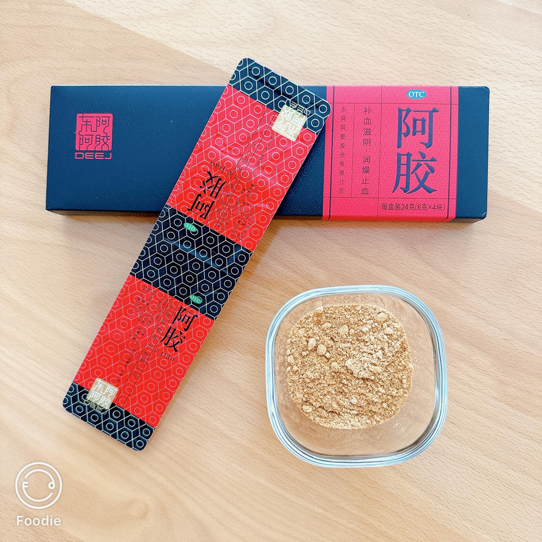 阿胶小米红枣粥