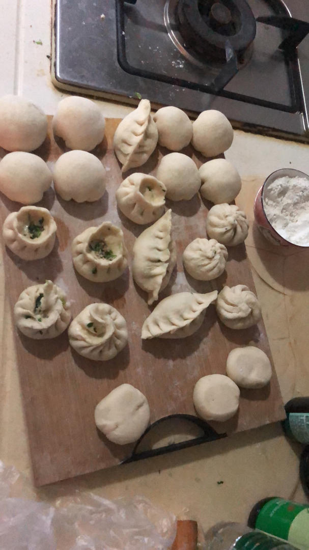 七里香的晴晴晴天做的单独的包包子手法捏包子捏法