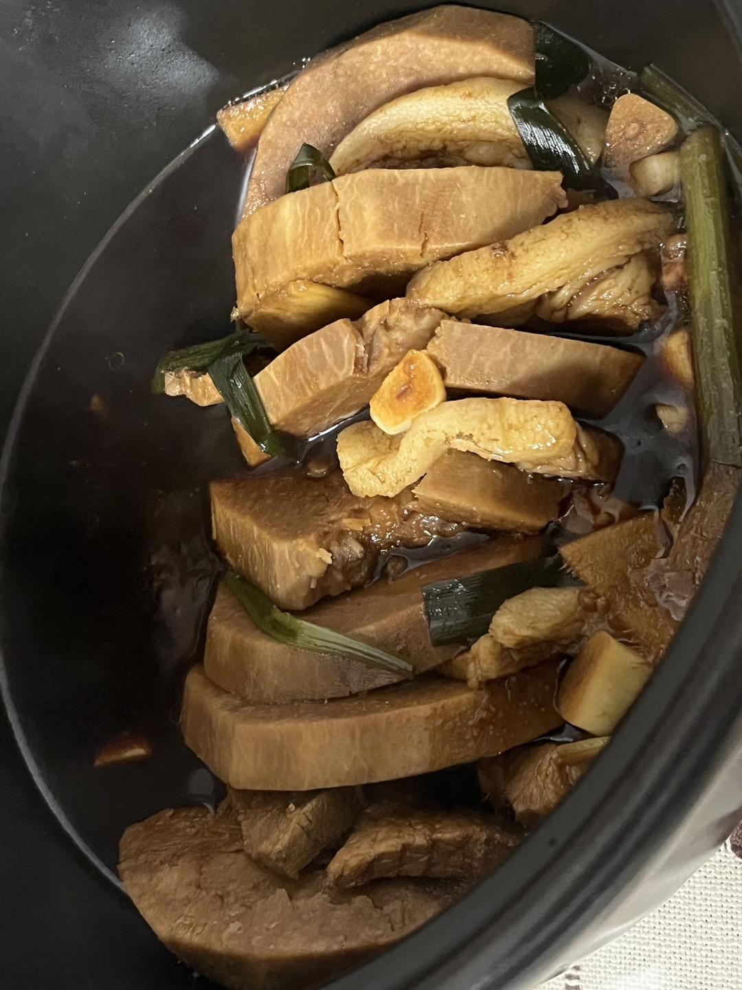 欲罢不能的砂锅芋头煲