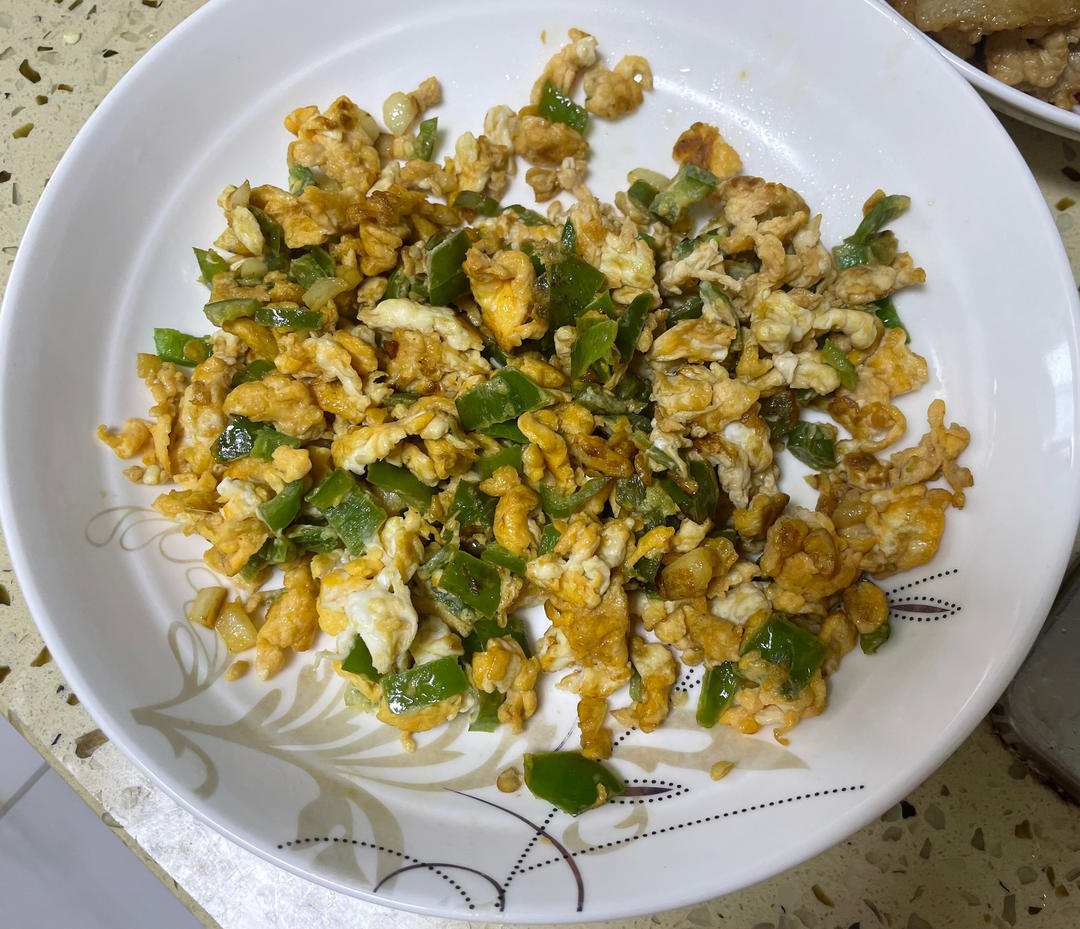 不一样的辣椒炒鸡蛋～下饭神器!