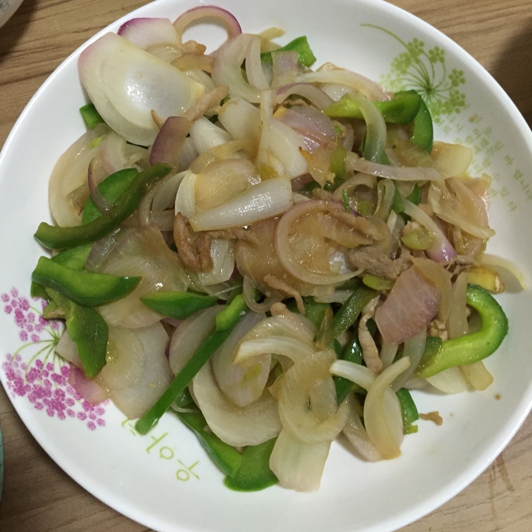 洋葱青椒炒肉丝