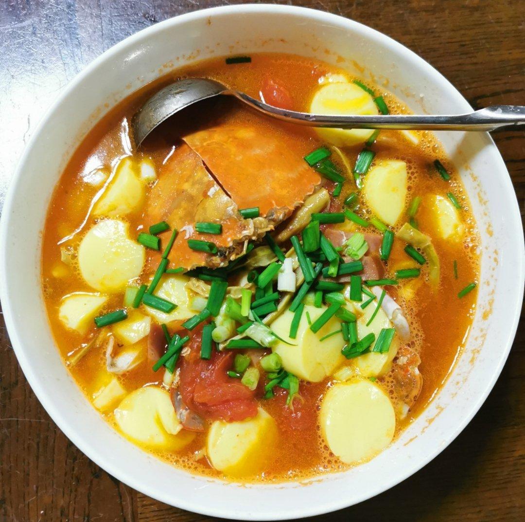蕃茄梭子蟹豆腐煲