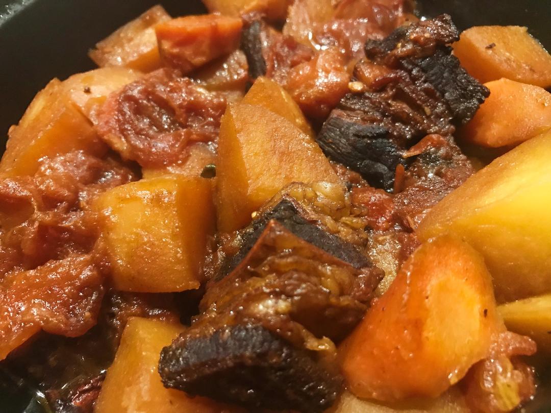 番茄土豆炖牛腩