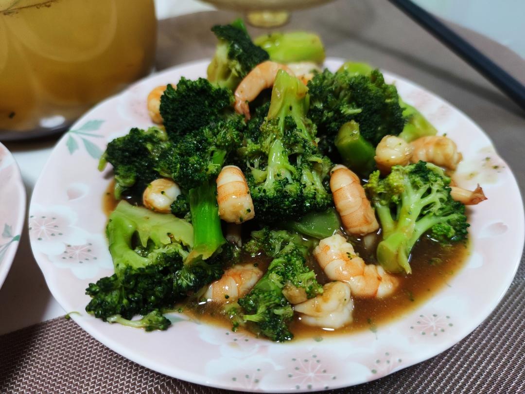 减肥去脂的西兰花炒虾仁