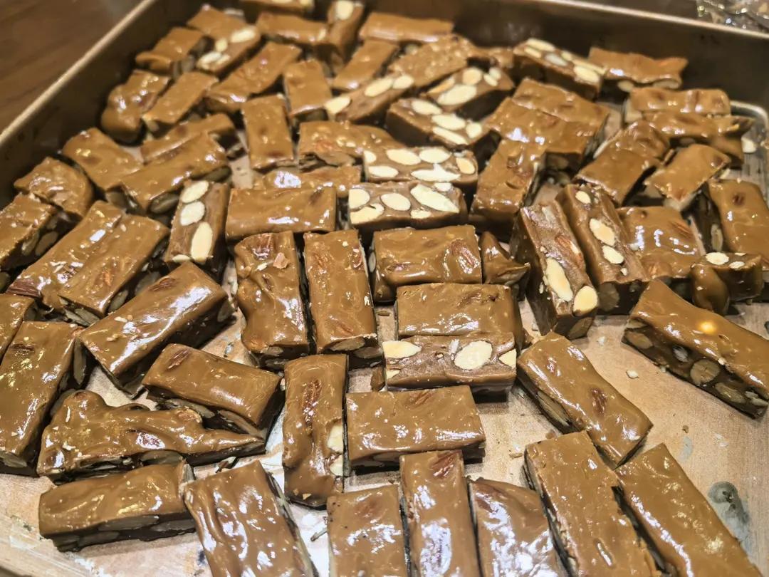 太妃糖怎么做才不出油？新年一定要做这款咖啡海盐太妃糖
