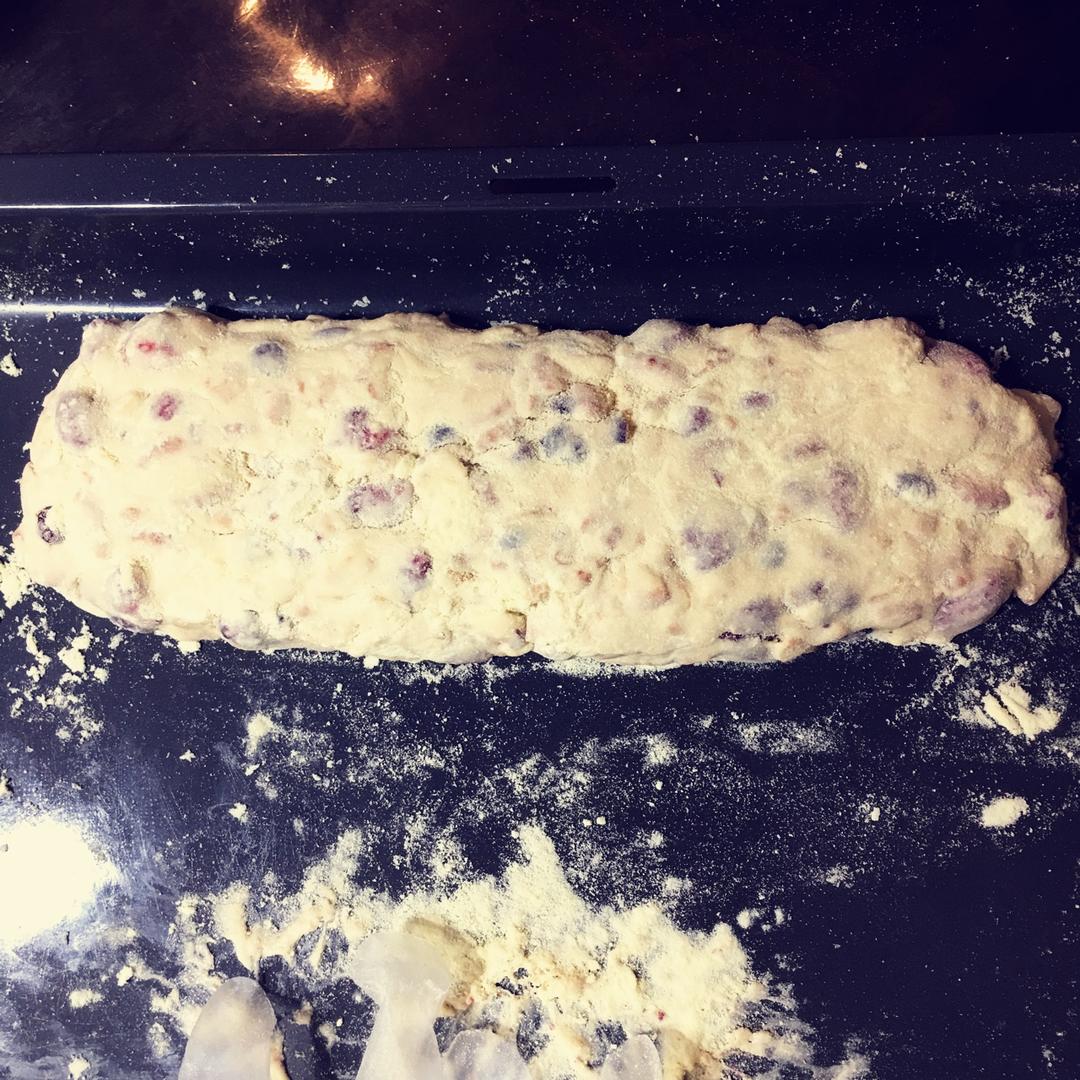 网红草莓雪花酥