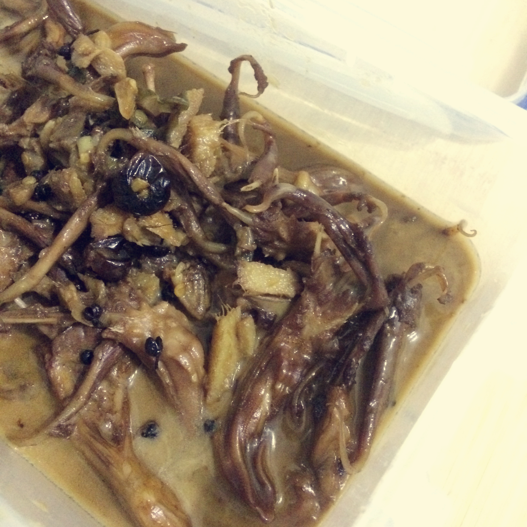 超级好吃麻辣酱鸭舌