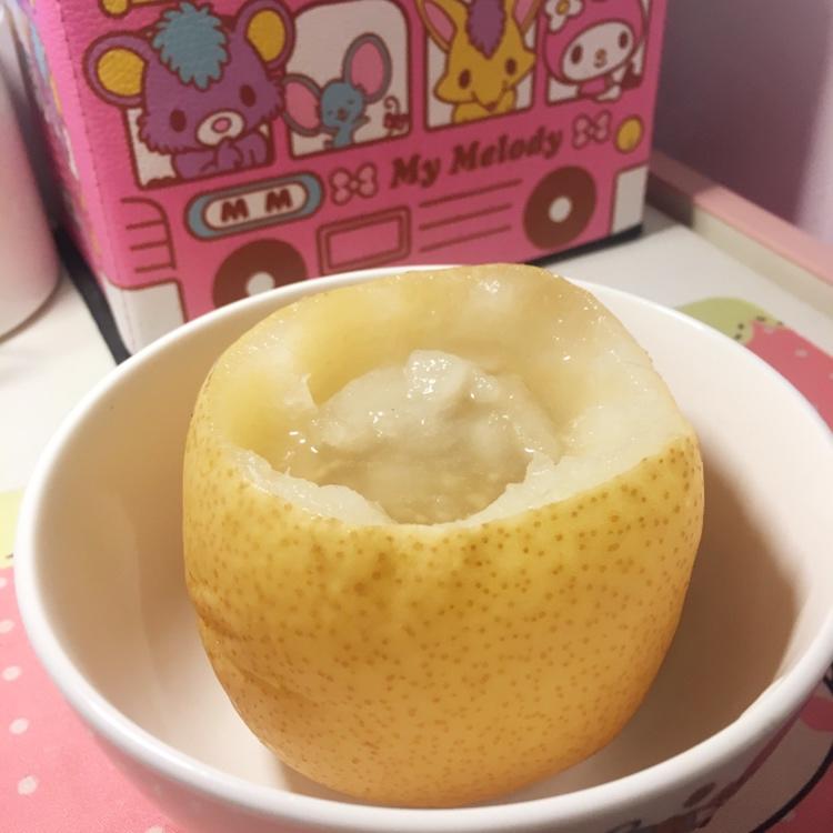 “糖芯儿梨”（川贝冰糖炖梨）