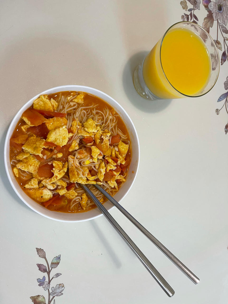 恨不得抱着锅舔的番茄鸡蛋面