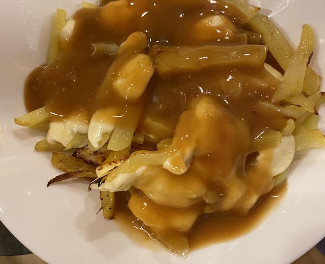 芝士烤薯条 poutine~的做法