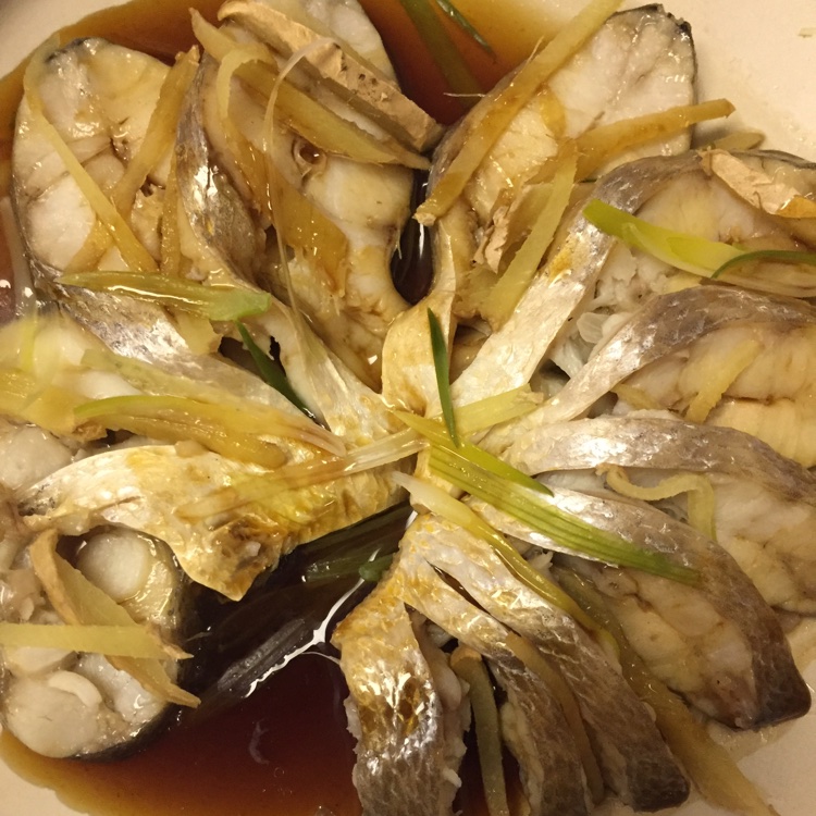 孔雀开屏清蒸鱼