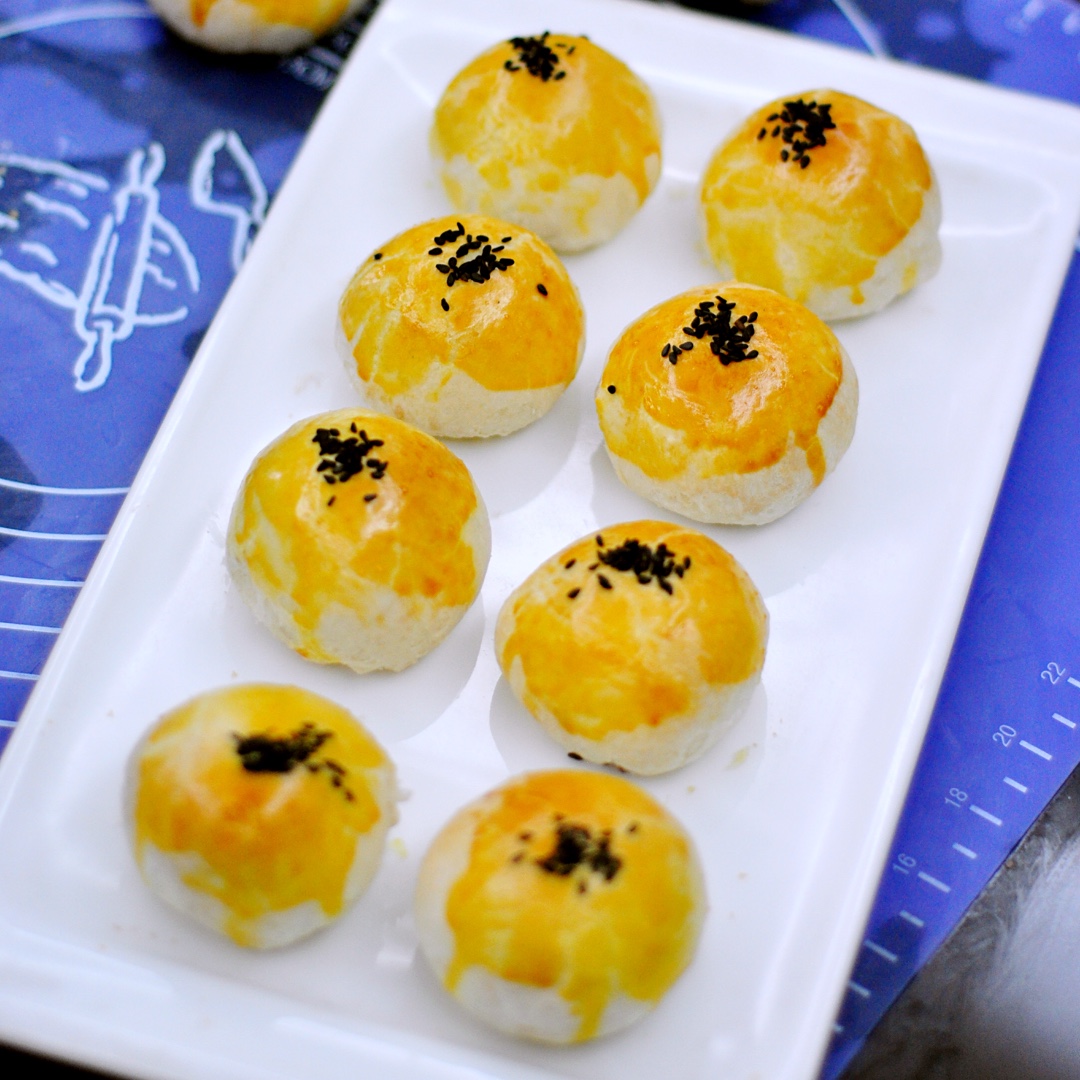蛋黄酥