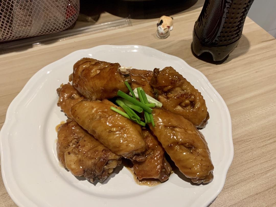外婆教我的红烧鸡翅·连汤汁都狠好吃！！！