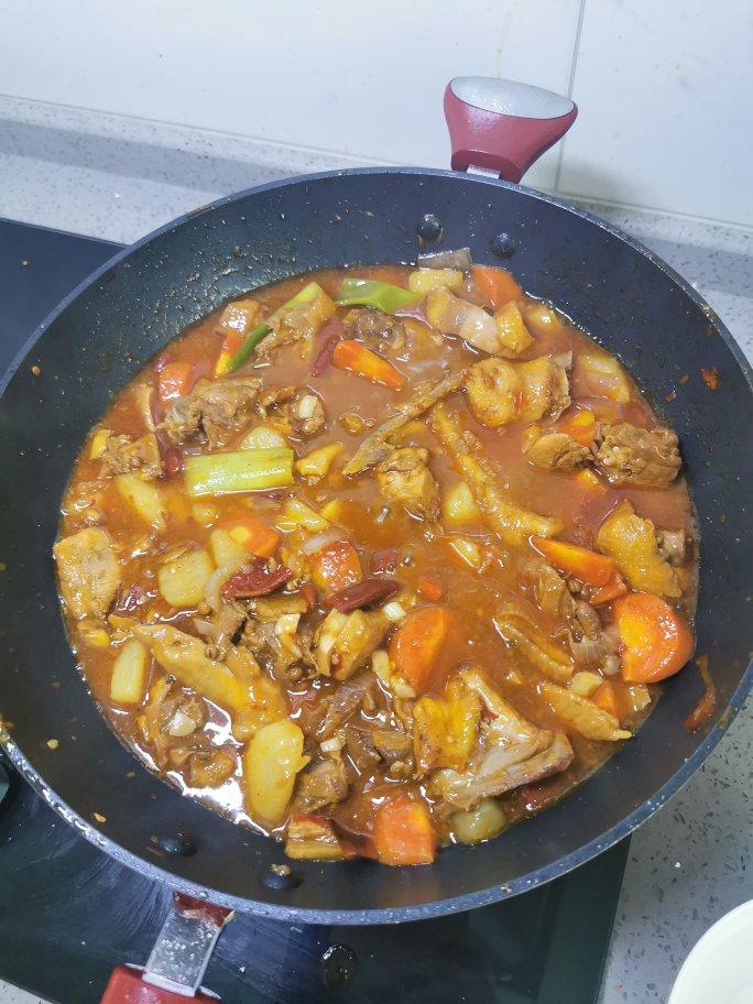 家常大盘鸡加手擀宽面