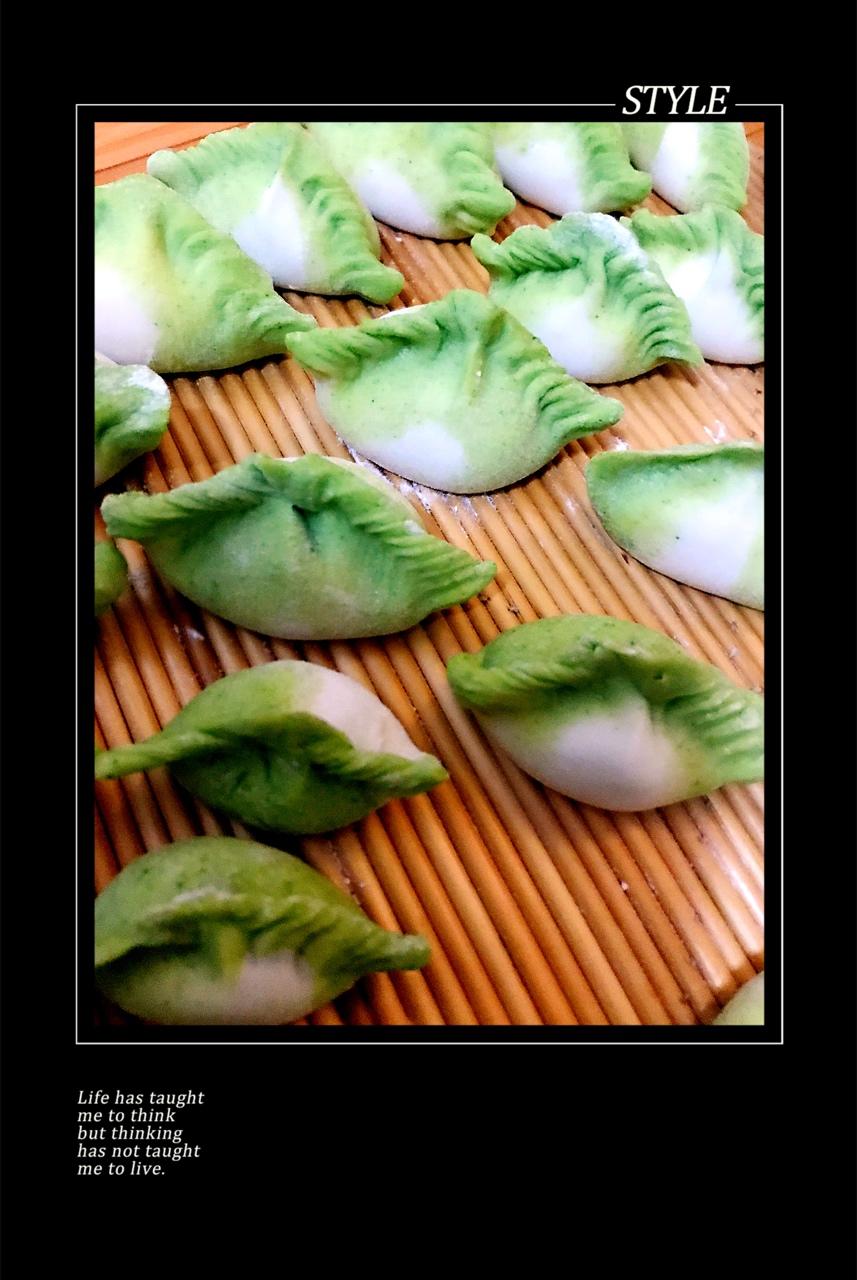 翡翠白玉白菜饺子详细版（附翡翠白玉白菜饺子包法，翡翠白玉饺子皮两种制法，面包机和面，翡翠白玉烧卖，各种馅料搭配）