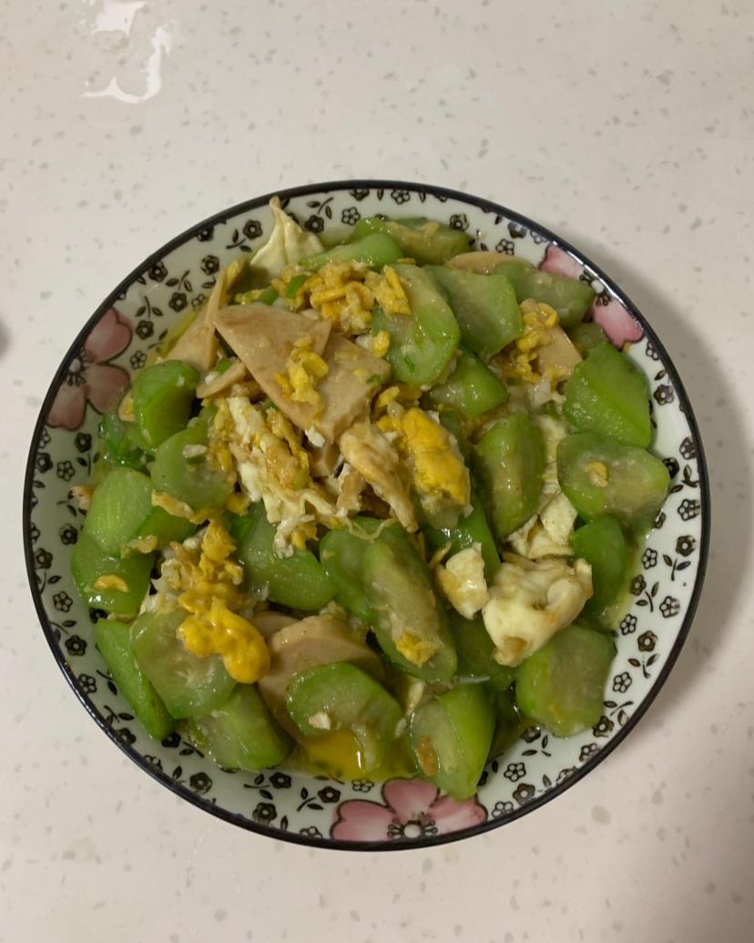 丝瓜炒鸡蛋