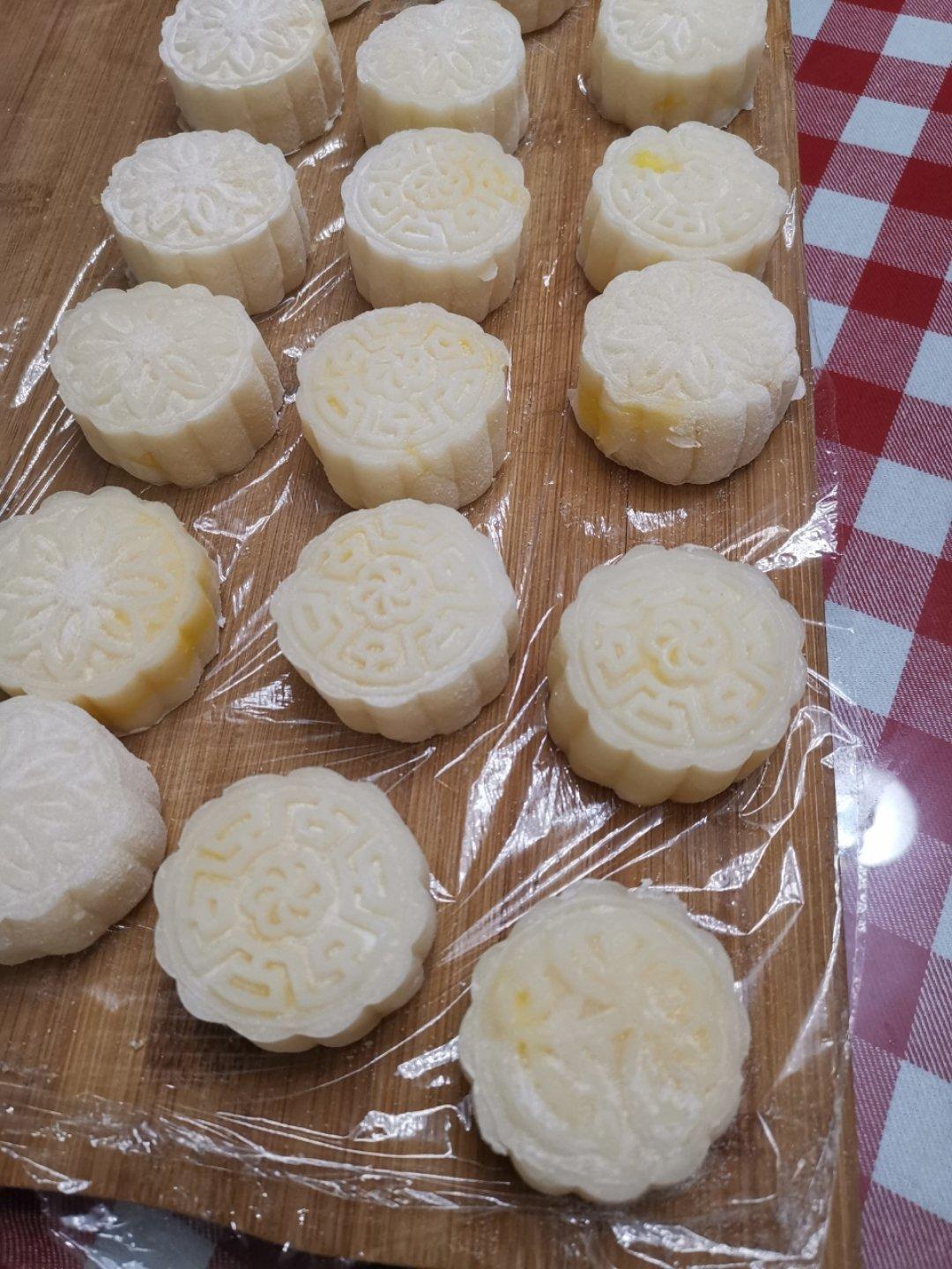 冰皮月饼(不会被腻到的奶黄馅)