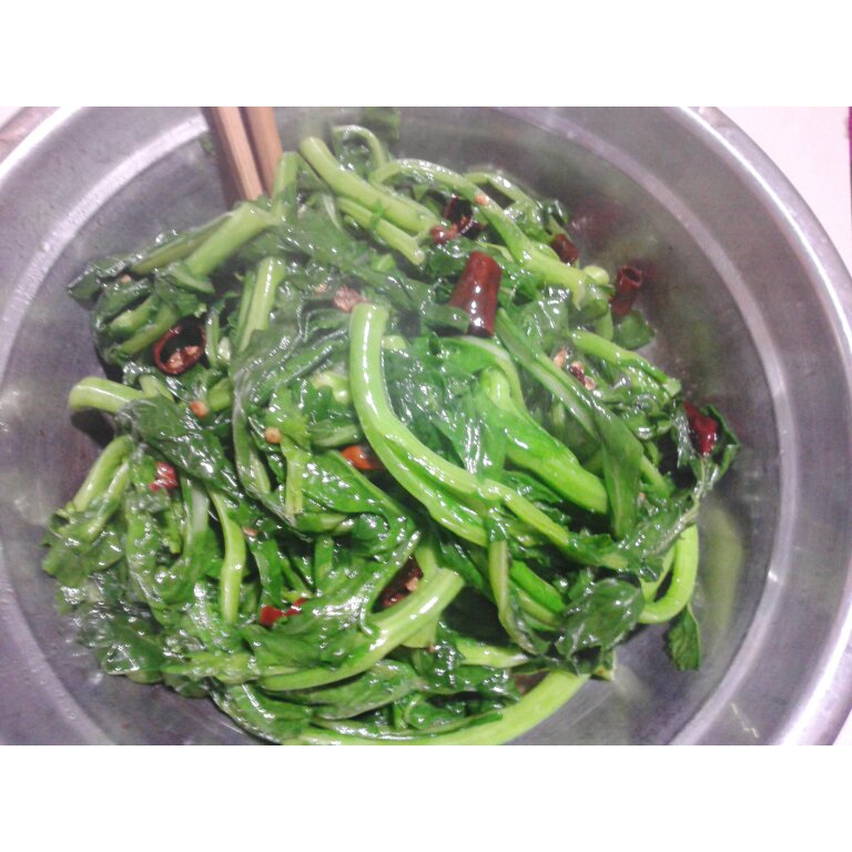 手机用户36127fla做的炒白油菜头