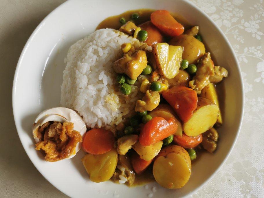 咖喱鸡肉饭