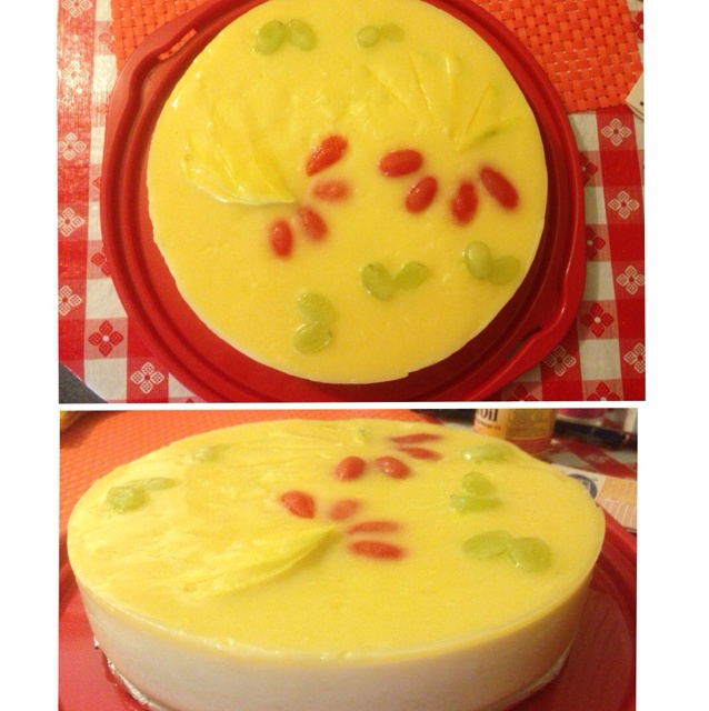 吉祥鱼草莓果冻蛋糕