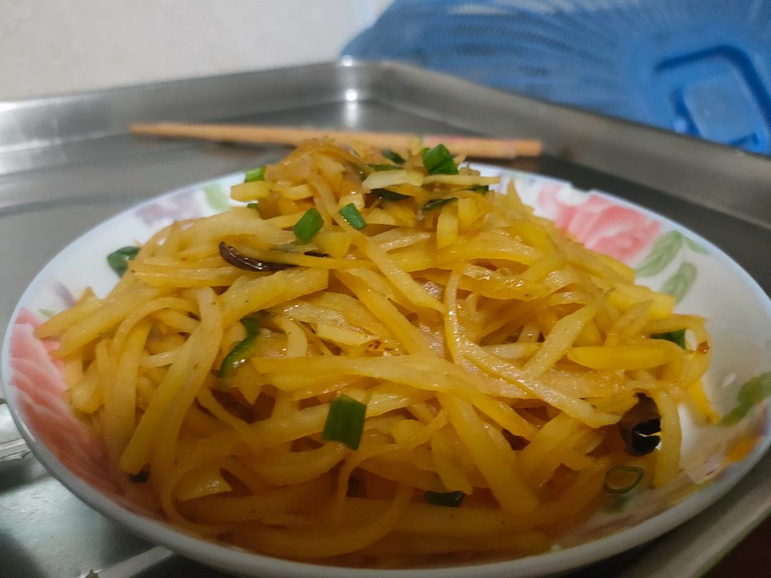 酸辣土豆丝的家常做法 超级下饭