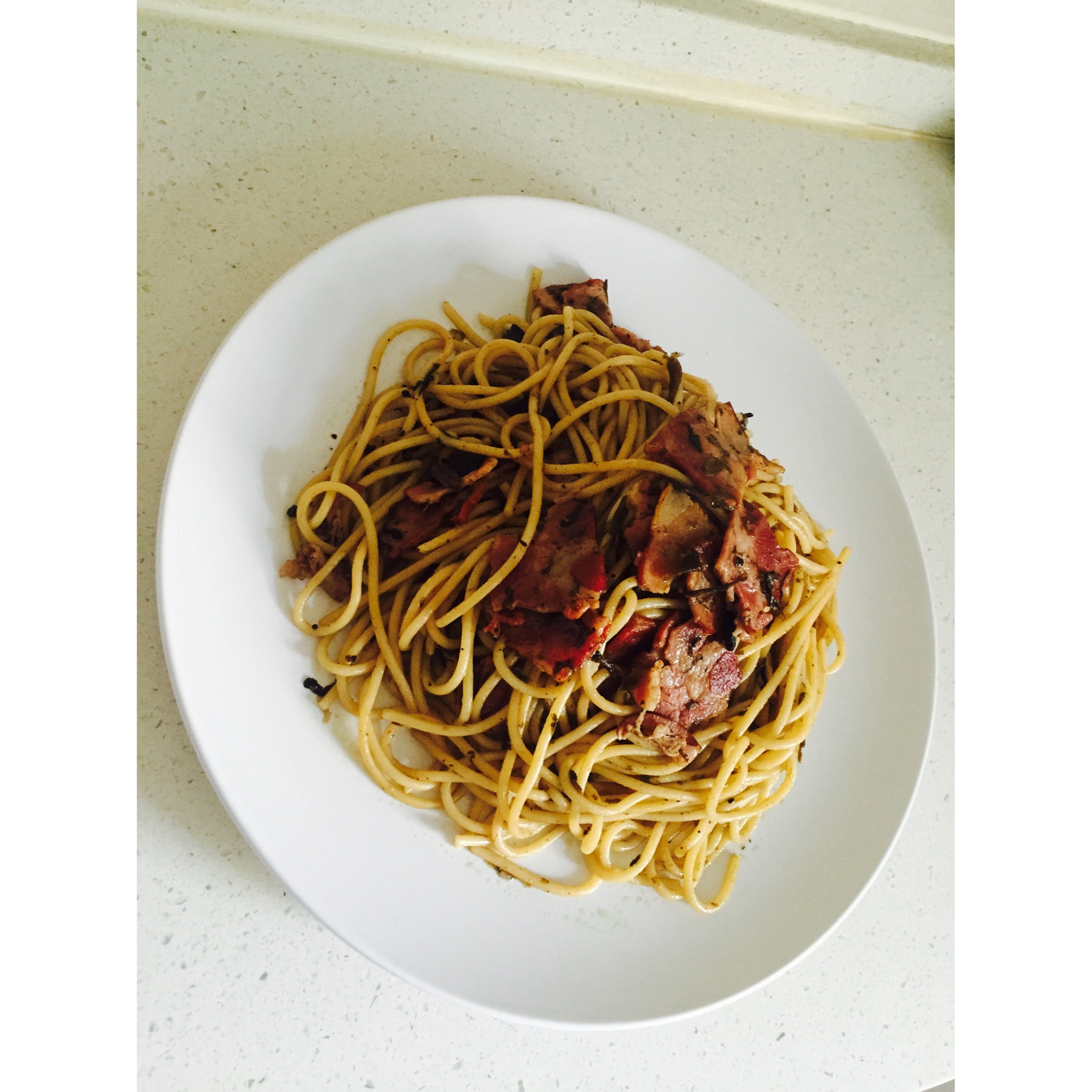 可能是最好吃系列--橄榄菜培根意面