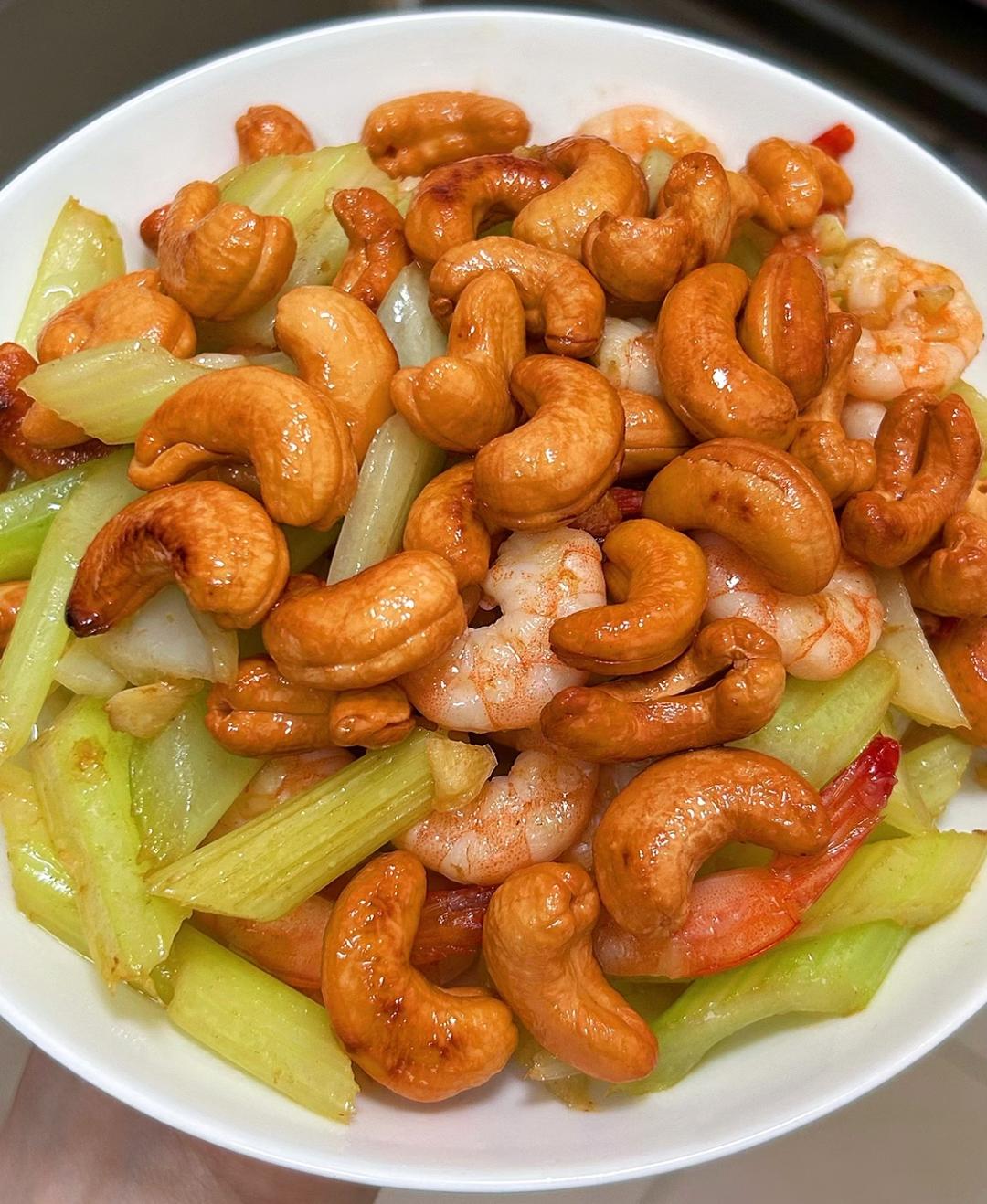 芹菜腰果虾仁