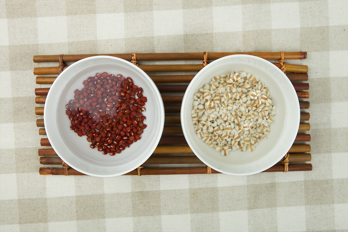 红豆薏米粥的做法 步骤2