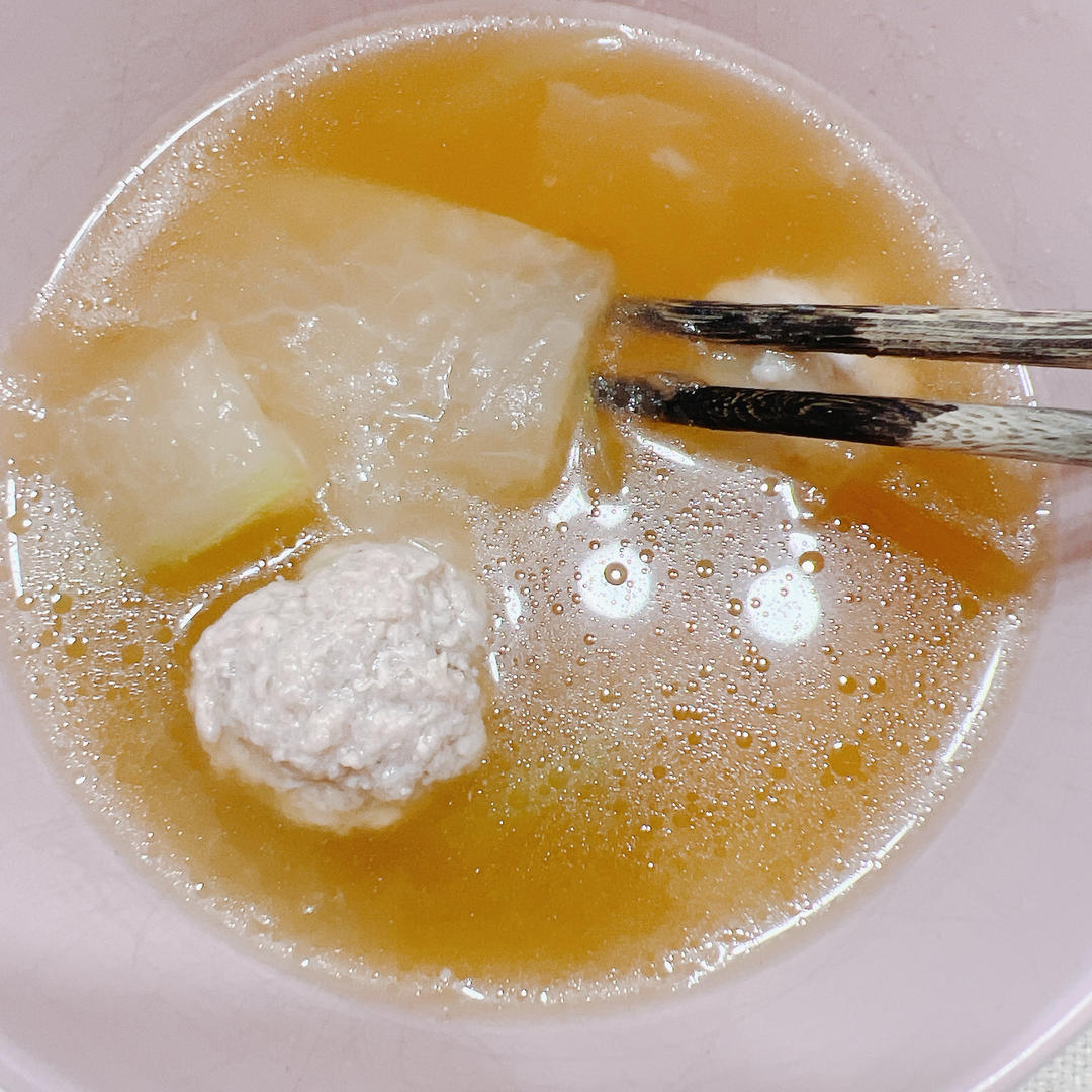 生汆丸子三鲜汤