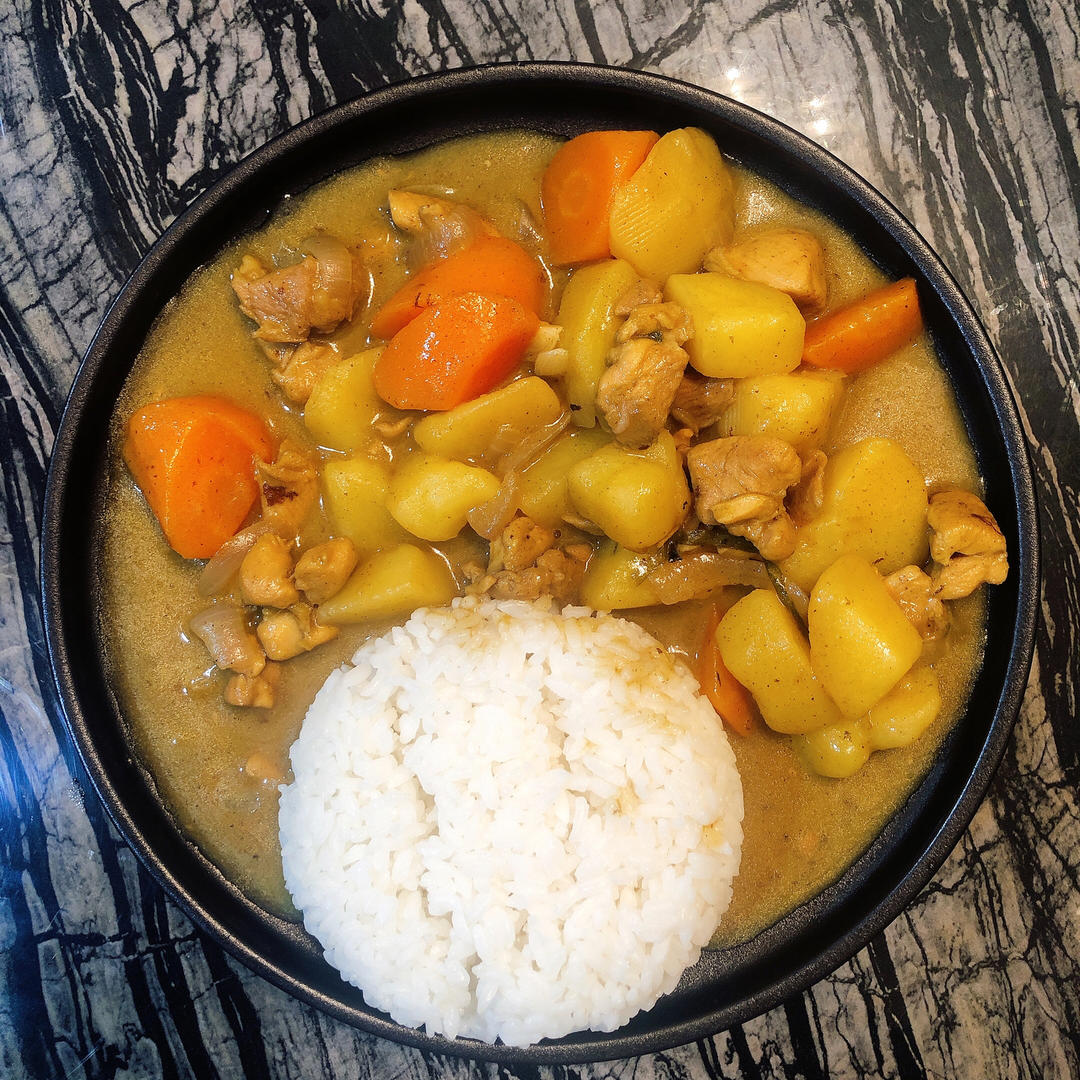 咖喱鸡肉饭