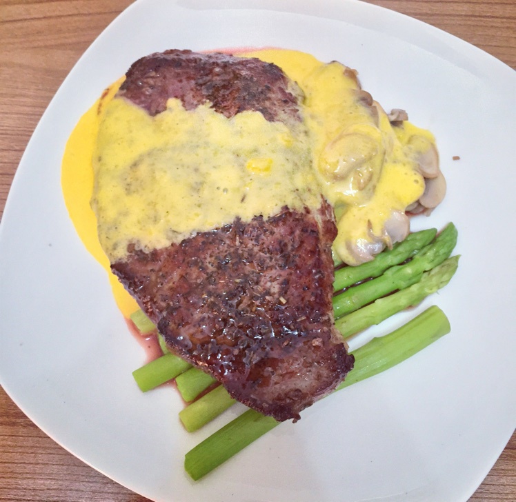 黑椒牛排（配土豆/鸡蛋，意面/蔬菜）