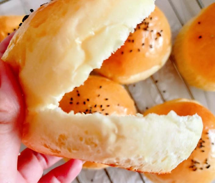 纯奶手撕吐司的做法 步骤1