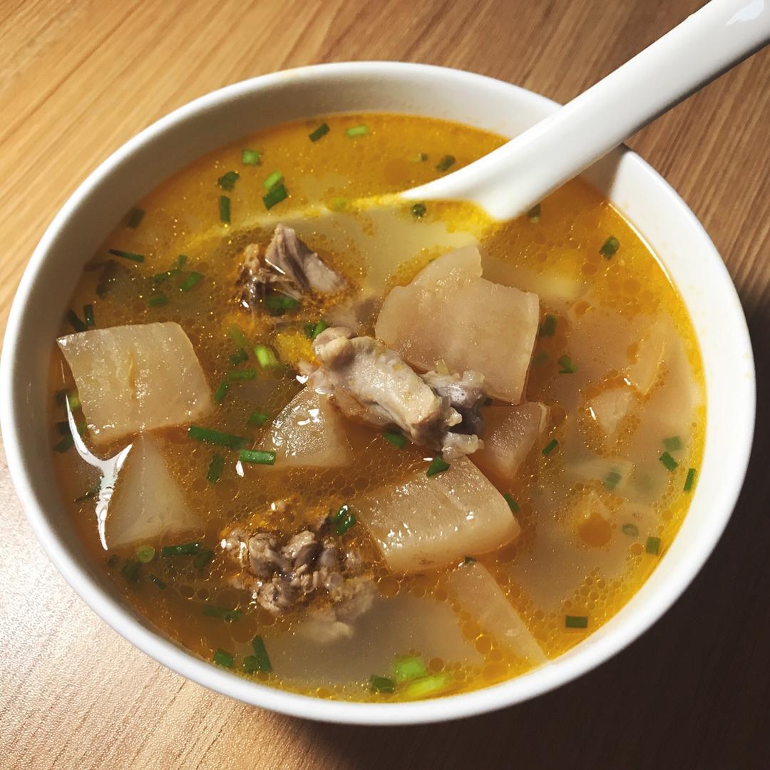 酸萝卜老鸭汤