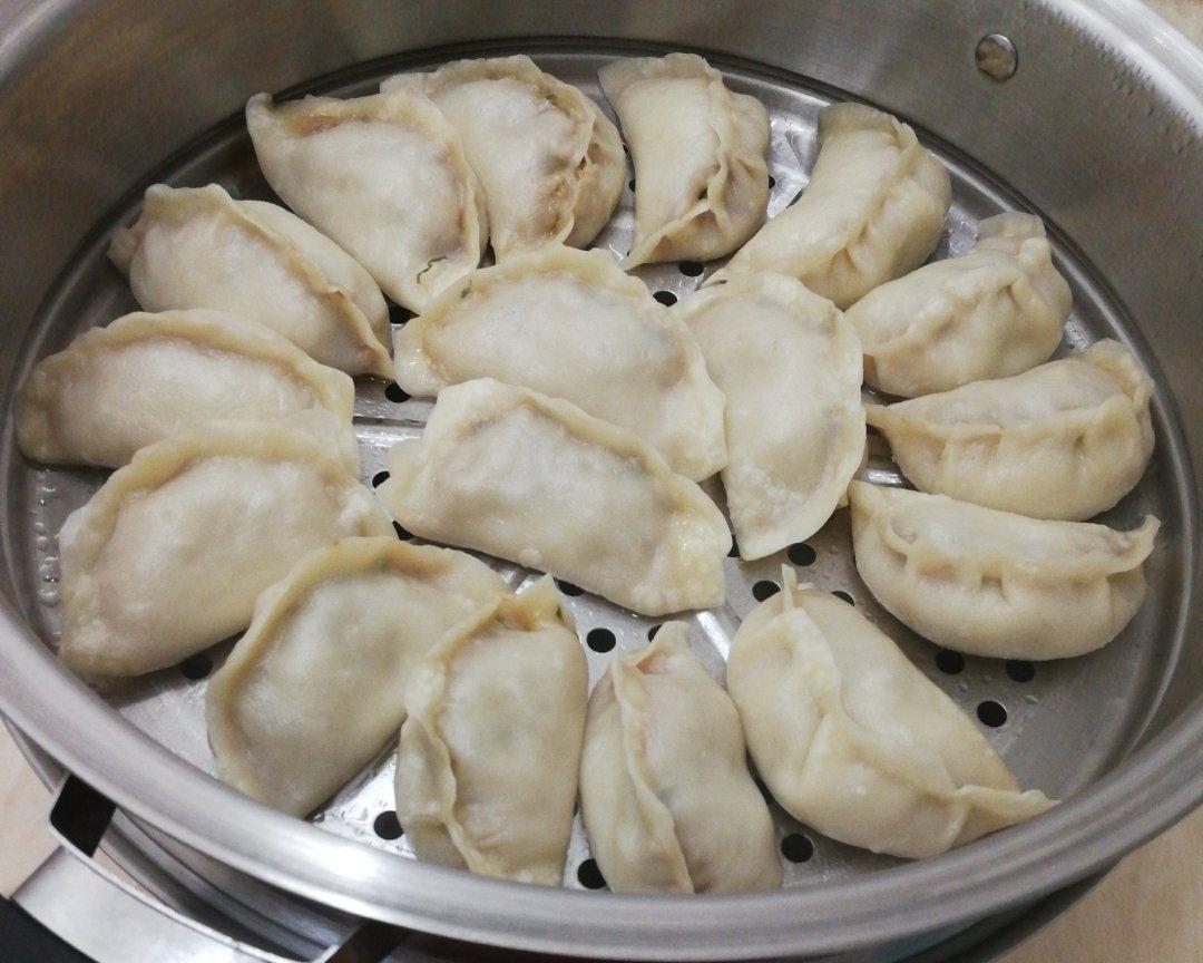 烫面萝卜牛肉蒸饺的做法