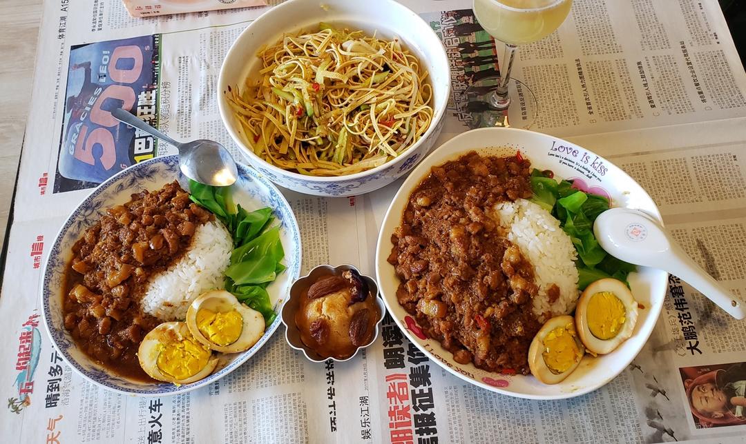 一碗高颜值有内涵的台湾卤肉饭