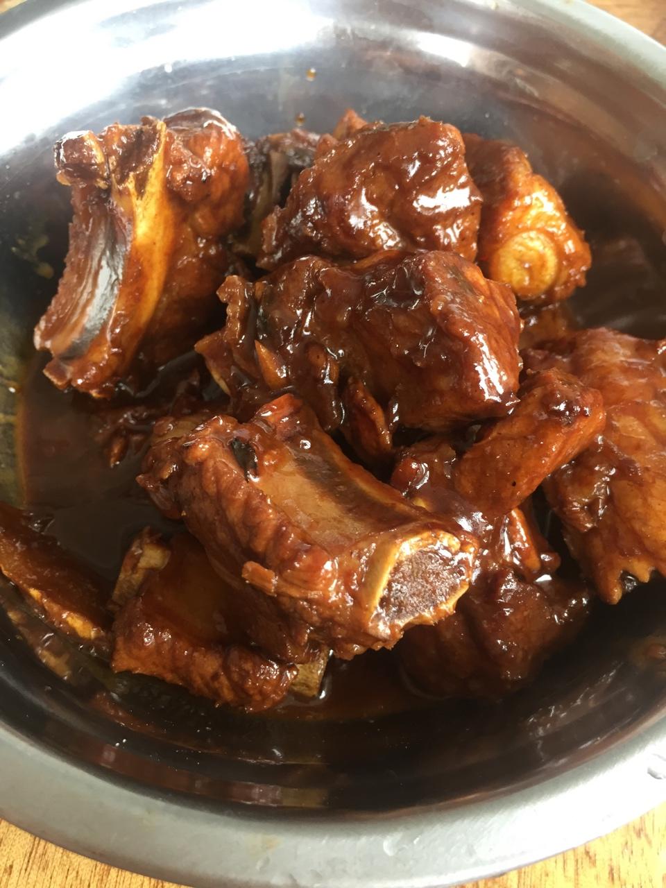 a张雪fai1做的红烧排骨