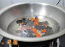 海鲜麻辣香锅的做法 步骤3