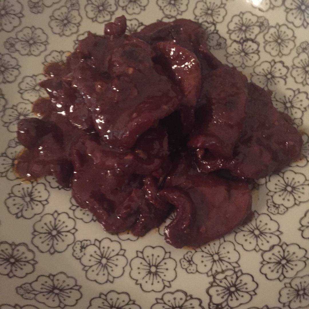 红酒烩牛舌