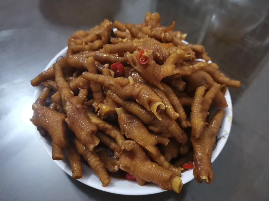 酸辣鸡爪（和味鸡爪）超简单做法，材料家常。的做法