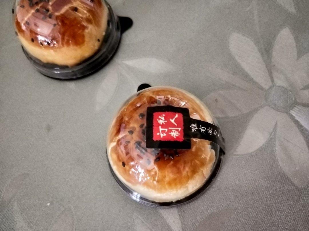 层层酥脆的完美蛋黄酥