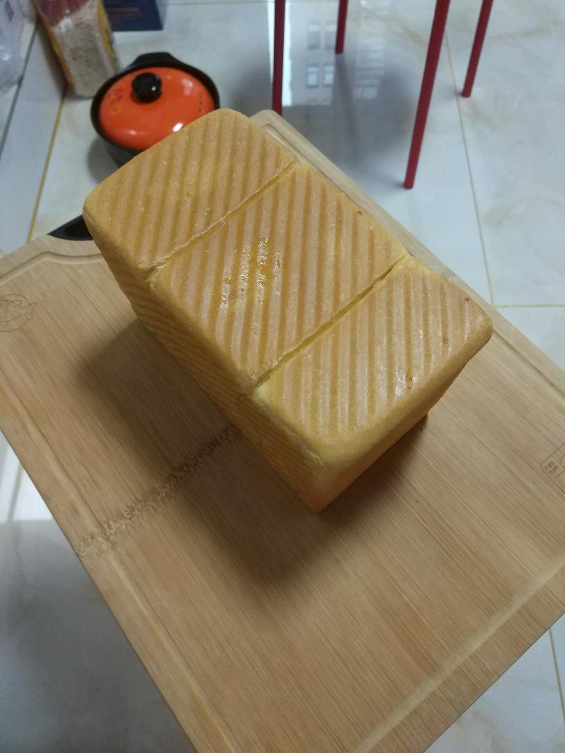 烫种土司
 （绵软细腻）