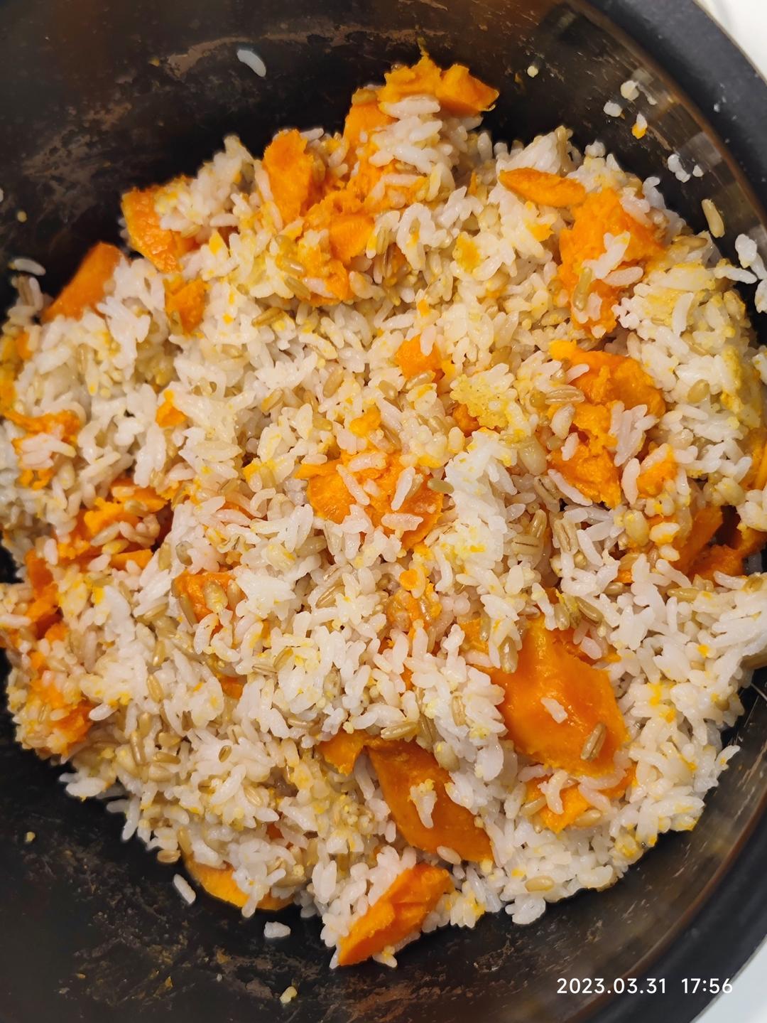忆锅香菜饭 杂粮饭