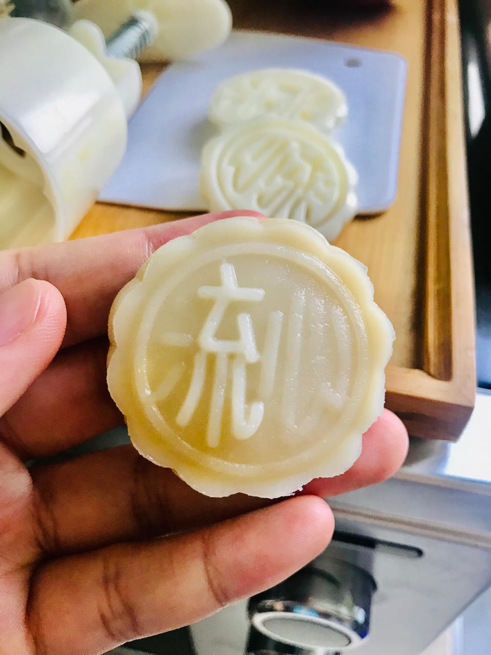 冰皮月饼(奶黄馅)