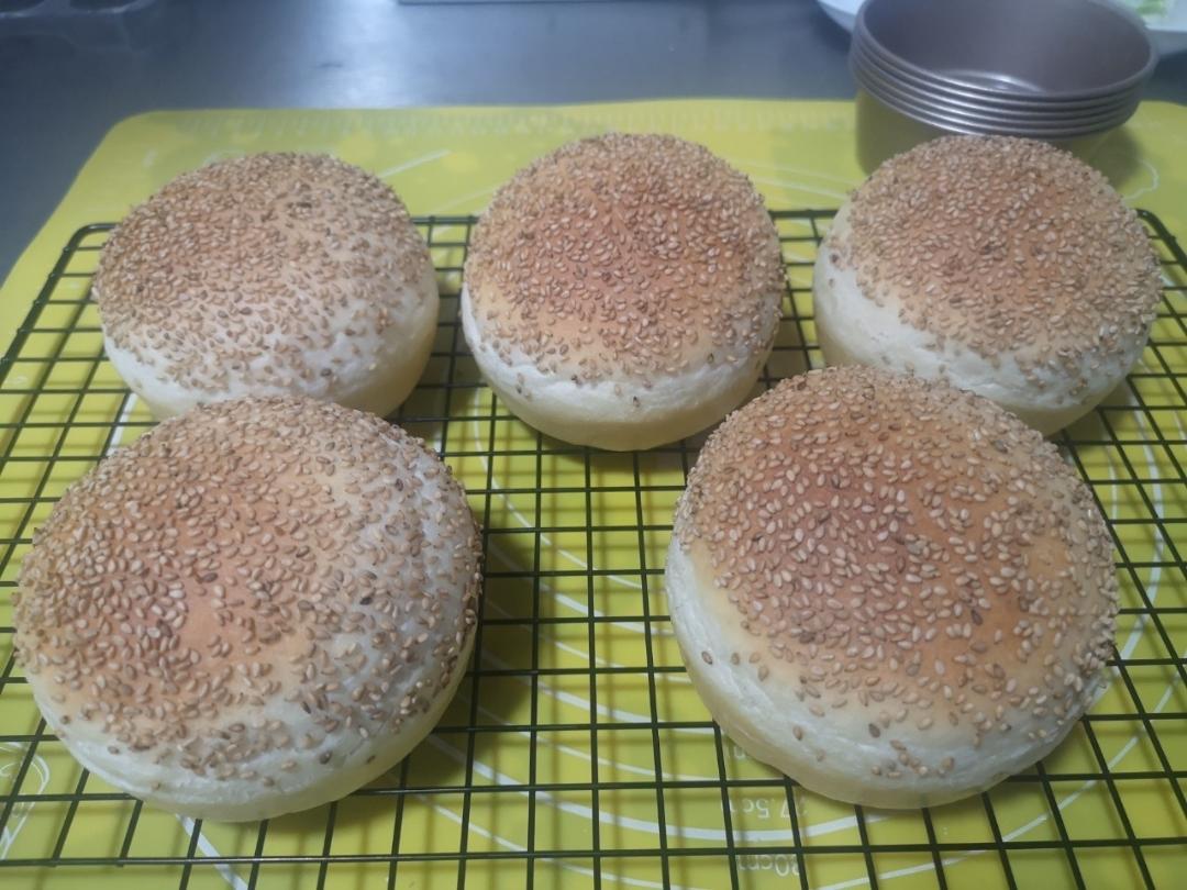 超级香软的无敌汉堡坯