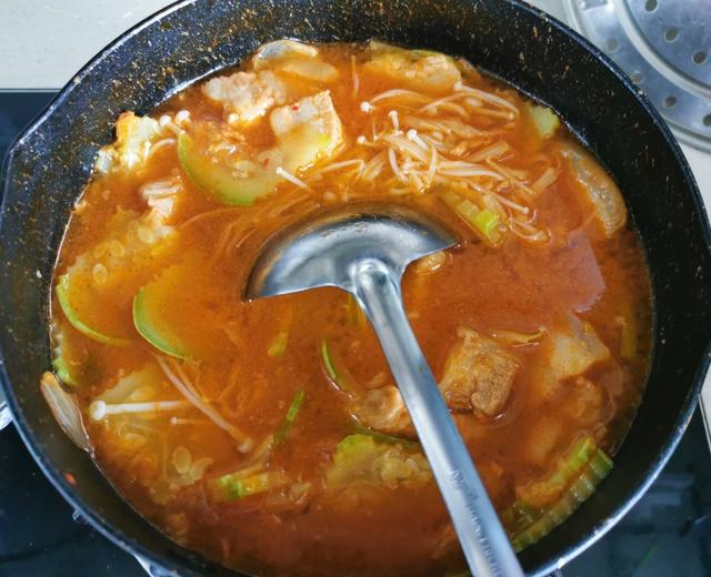 快手五花肉泡菜汤的做法